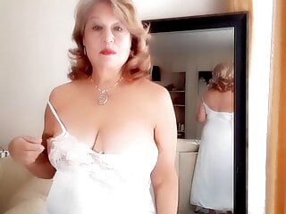 Seduction! Mature Bbw Latina Woman With Hairy Pussy free video