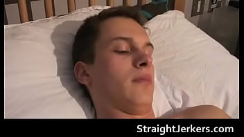 Alex James Jerking Off His Hard Straight Gay Porno free video