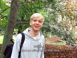 Twink Blonde On His Way Home When He Bumps Into A Guy Who Wants His Dick Fucked And Pay At The Same Time - Bigstr free video